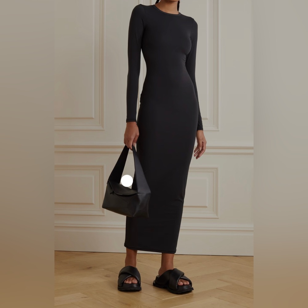 NWT SKIMS Fits Everybody Long Sleeve Crew Neck Dress Size S